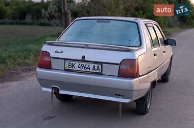 Ліфтбек ЗАЗ 1103 Славута 2003 в 