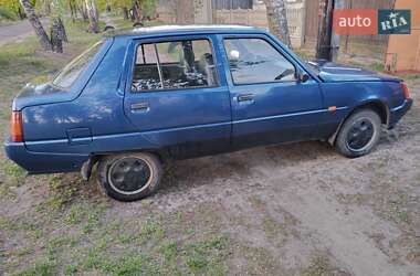 Лифтбек ЗАЗ 1103 Славута 2008 в 