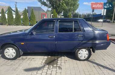 Лифтбек ЗАЗ 1103 Славута 2008 в 