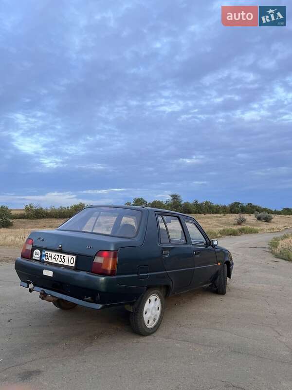 Лифтбек ЗАЗ 1103 Славута 2005 в Одессе