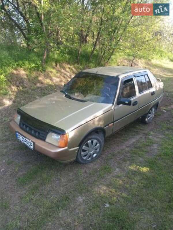 Лифтбек ЗАЗ 1103 Славута 2002 в 