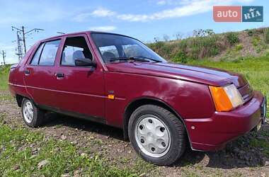 Лифтбек ЗАЗ 1103 Славута 2004 в 