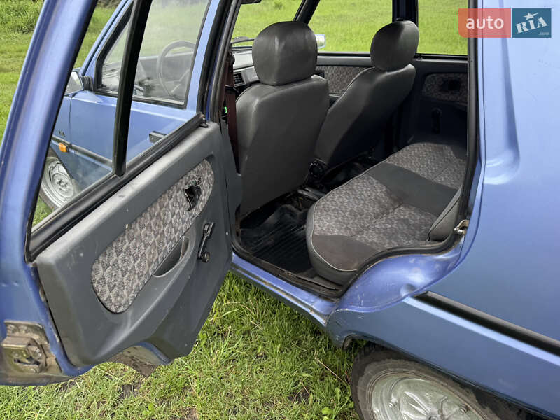 Лифтбек ЗАЗ 1103 Славута 2002 в Житомире