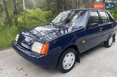 Ліфтбек ЗАЗ 1103 Славута 2008 в 
