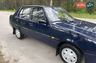 Ліфтбек ЗАЗ 1103 Славута 2008 в 