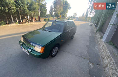 Лифтбек ЗАЗ 1103 Славута 2004 в 