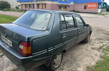 Лифтбек ЗАЗ 1103 Славута 2004 в 