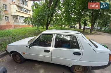 Лифтбек ЗАЗ 1103 Славута 2006 в Харькове