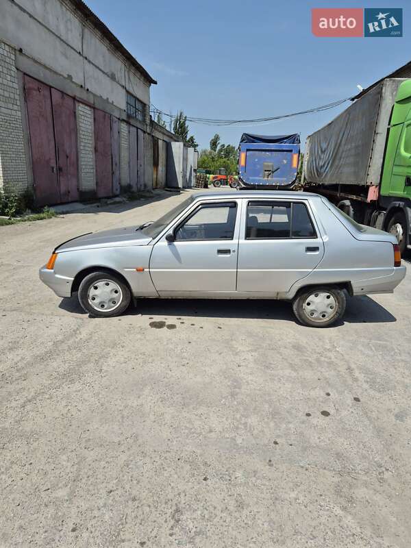 Лифтбек ЗАЗ 1103 Славута 2005 в Белой Церкви