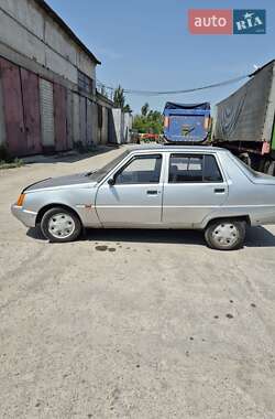 Лифтбек ЗАЗ 1103 Славута 2005 в 