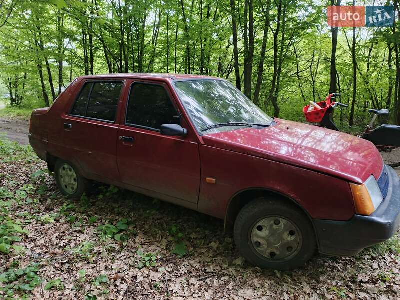 Лифтбек ЗАЗ 1103 Славута 2007 в Умани