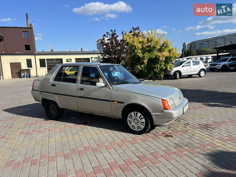 Ліфтбек ЗАЗ 1103 Славута 2006 в Черкасах