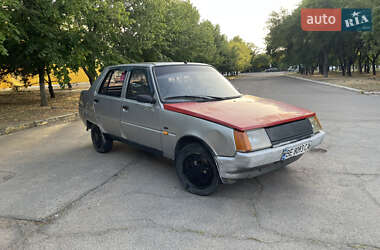 Ліфтбек ЗАЗ 1103 Славута 2000 в Миколаєві