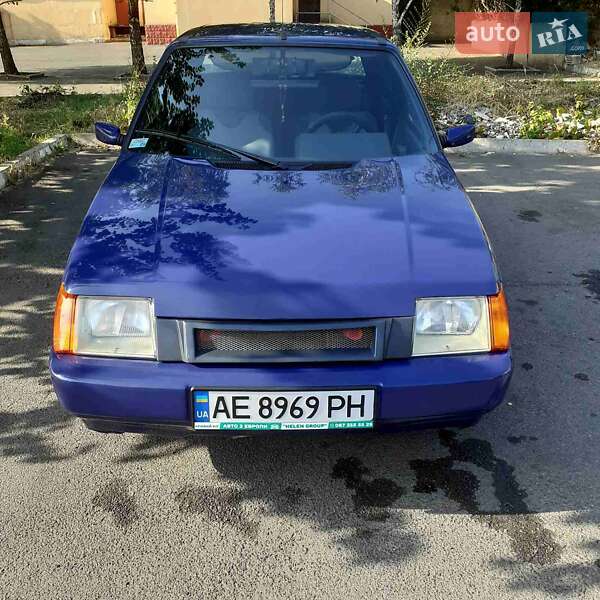 Лифтбек ЗАЗ 1103 Славута 2004 в Кривом Роге