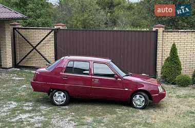 Лифтбек ЗАЗ 1103 Славута 2004 в 