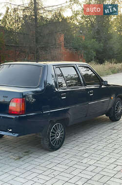 Лифтбек ЗАЗ 1103 Славута 2008 в 
