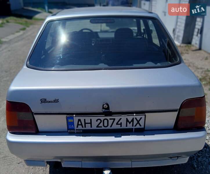 Ліфтбек ЗАЗ 1103 Славута 2003 в Дніпрі