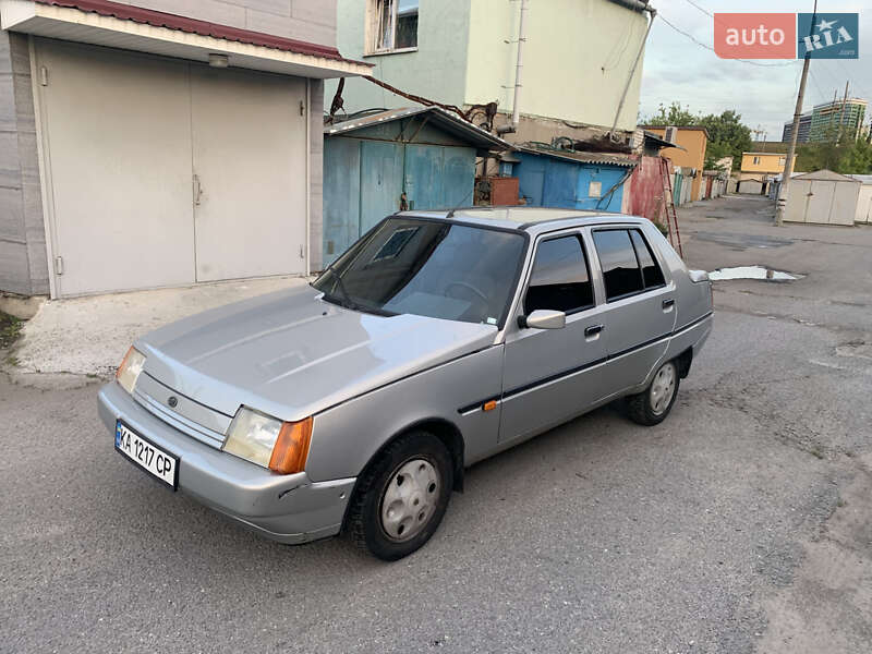 ЗАЗ 1103 Славута 2005