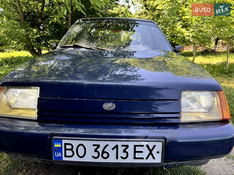 Лифтбек ЗАЗ 1103 Славута 2005 в Почаеве