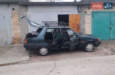 Ліфтбек ЗАЗ 1103 Славута 2005 в 