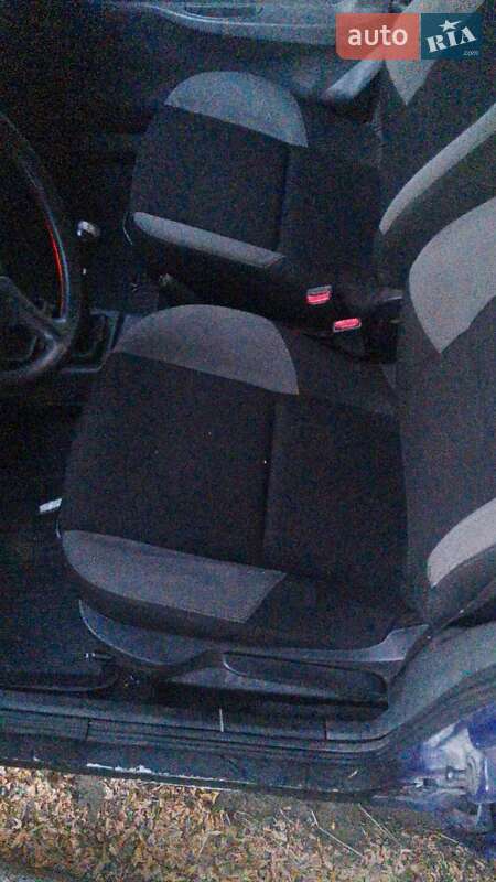 Ліфтбек ЗАЗ 1103 Славута 2004 в Ужгороді фото 4 Ліфтбек ЗАЗ 1103 Славута 2004 в Ужгороді