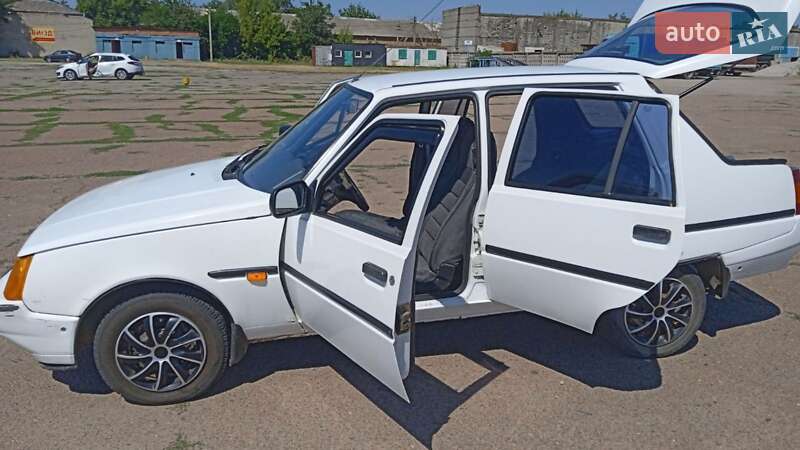 ЗАЗ 1103 Славута 2006