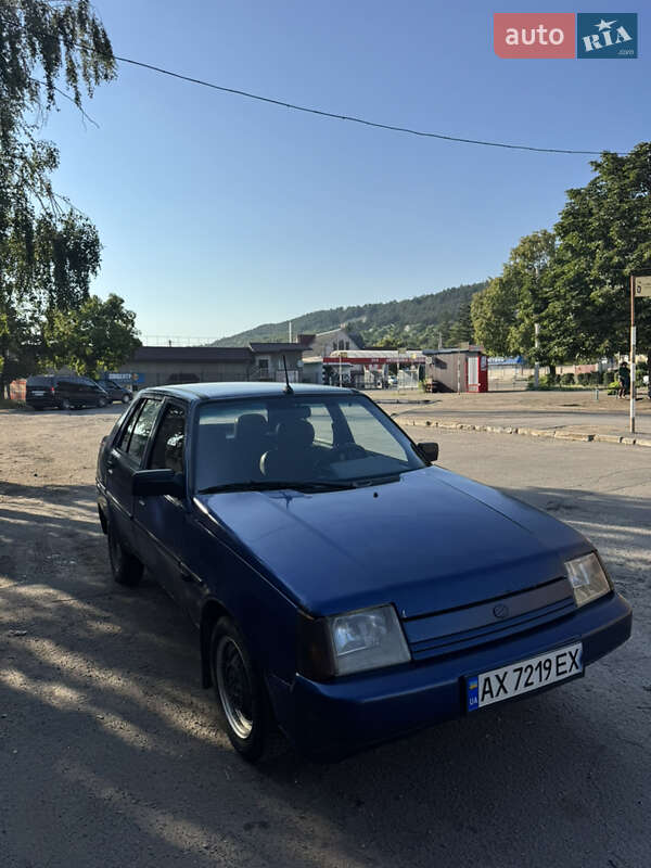 ЗАЗ 1103 Славута 2004