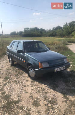Лифтбек ЗАЗ 1103 Славута 2004 в Новоархангельске
