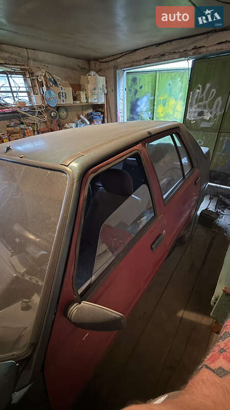 Лифтбек ЗАЗ 1103 Славута 2000 в Косове