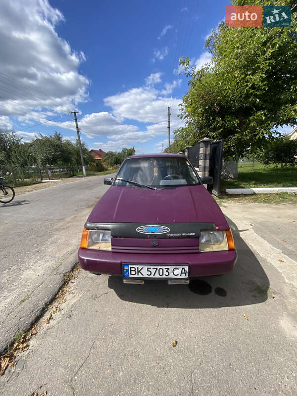 Ліфтбек ЗАЗ 1103 Славута 2004 в Гощі