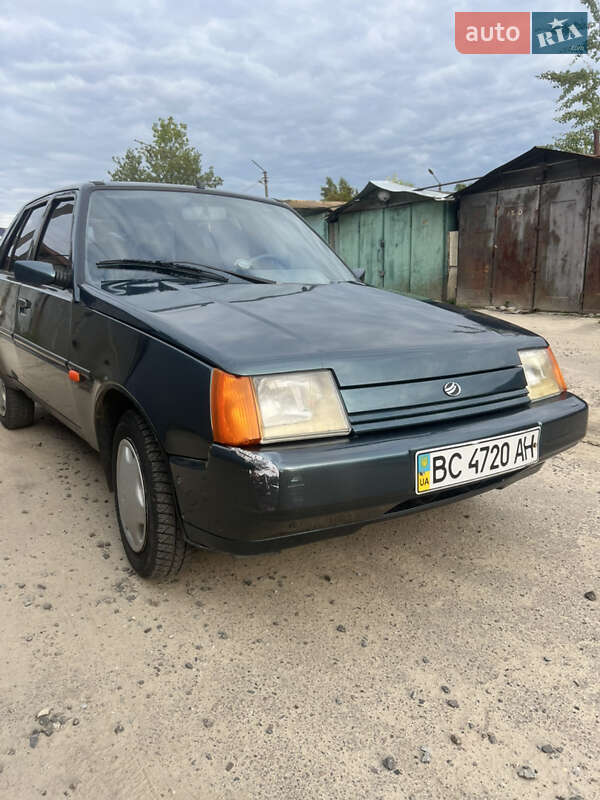 Лифтбек ЗАЗ 1103 Славута 2005 в Львове