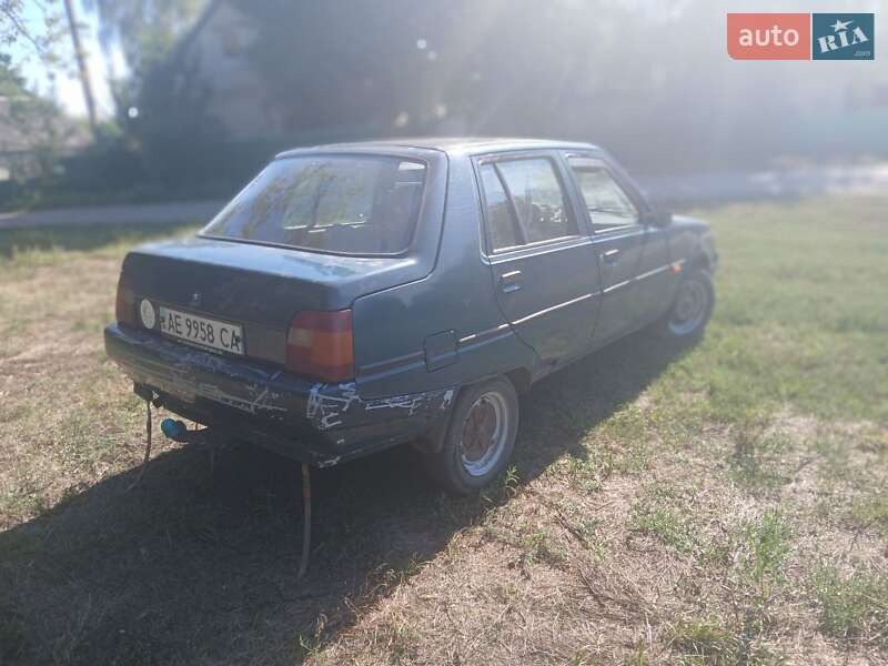 Лифтбек ЗАЗ 1103 Славута 2005 в Варваровке фото 4 Лифтбек ЗАЗ 1103 Славута 2005 в Варваровке