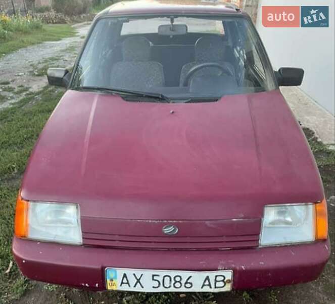 Лифтбек ЗАЗ 1103 Славута 2004 в 