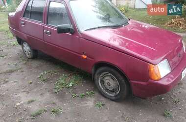 Лифтбек ЗАЗ 1103 Славута 2004 в 