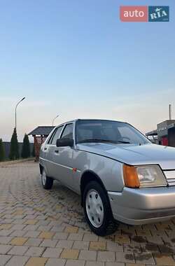 Лифтбек ЗАЗ 1103 Славута 2006 в 