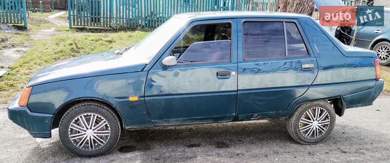 ЗАЗ 1103 Славута 2004