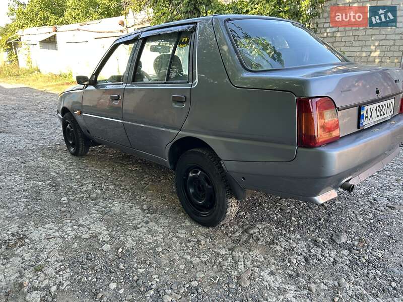 Лифтбек ЗАЗ 1103 Славута 2008 в Харькове фото 7 Лифтбек ЗАЗ 1103 Славута 2008 в Харькове
