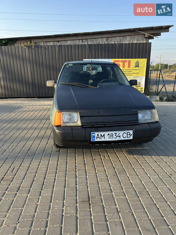Ліфтбек ЗАЗ 1103 Славута 2004 в Одесі фото 3 Ліфтбек ЗАЗ 1103 Славута 2004 в Одесі