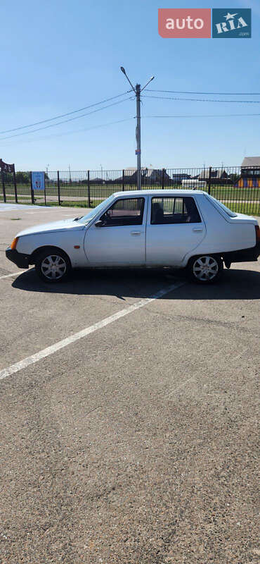 Лифтбек ЗАЗ 1103 Славута 2007 в Луцке фото 5 Лифтбек ЗАЗ 1103 Славута 2007 в Луцке