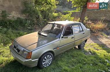 Лифтбек ЗАЗ 1103 Славута 2002 в Львове