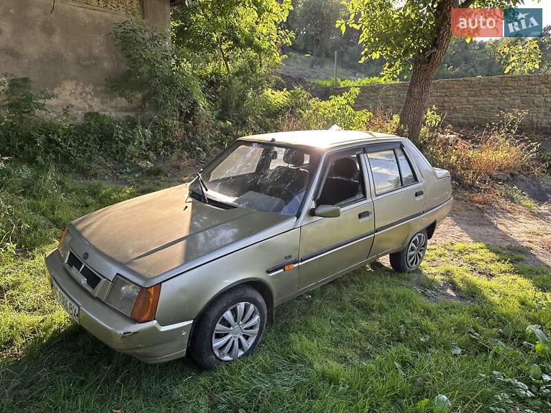 ЗАЗ 1103 Славута 2002 ЗАЗ 1103 Славута 2002