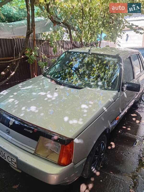 Лифтбек ЗАЗ 1103 Славута 2009 в Запорожье