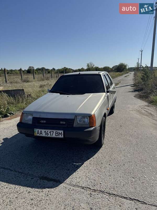 Лифтбек ЗАЗ 1103 Славута 2006 в Березане