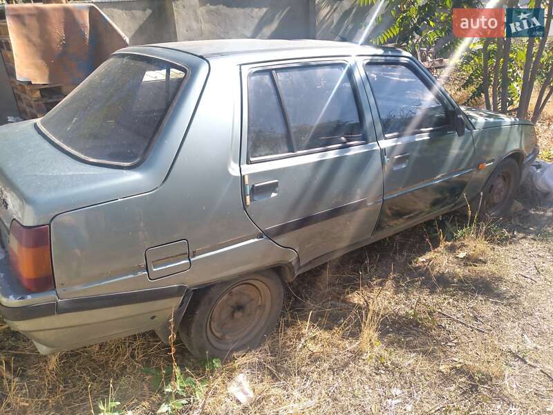 Лифтбек ЗАЗ 1103 Славута 2005 в Одессе
