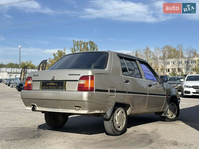 Лифтбек ЗАЗ 1103 Славута 2002 в Харькове фото 2 Лифтбек ЗАЗ 1103 Славута 2002 в Харькове