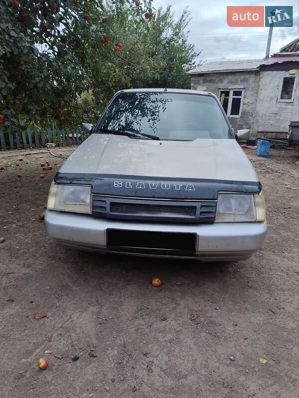Лифтбек ЗАЗ 1103 Славута 2007 в Яготине