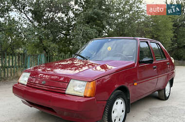 Лифтбек ЗАЗ 1103 Славута 2003 в 