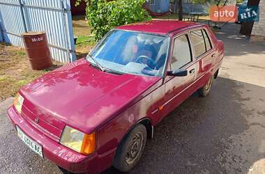 Лифтбек ЗАЗ 1103 Славута 2005 в 