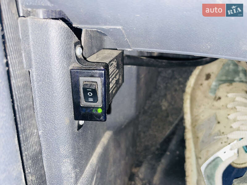 Лифтбек ЗАЗ 1103 Славута 2007 в Макарове фото 8 Лифтбек ЗАЗ 1103 Славута 2007 в Макарове