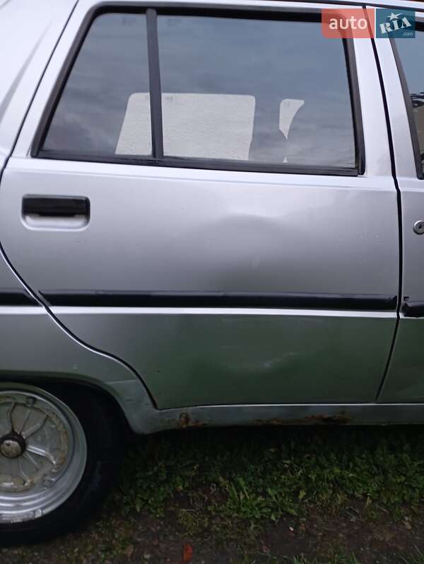 Лифтбек ЗАЗ 1103 Славута 2003 в Самборе фото 16 Лифтбек ЗАЗ 1103 Славута 2003 в Самборе